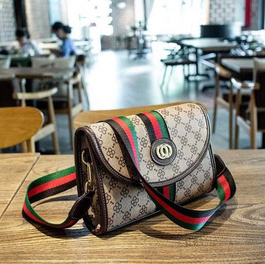 premium canvas shoulder bag