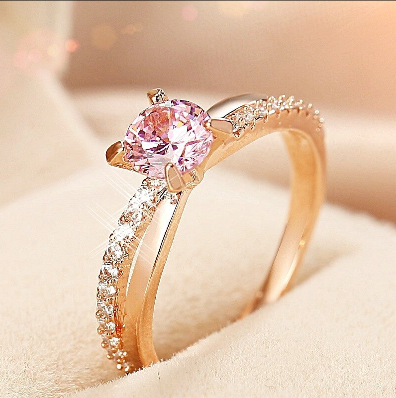 18K rose gold round cut jewelry