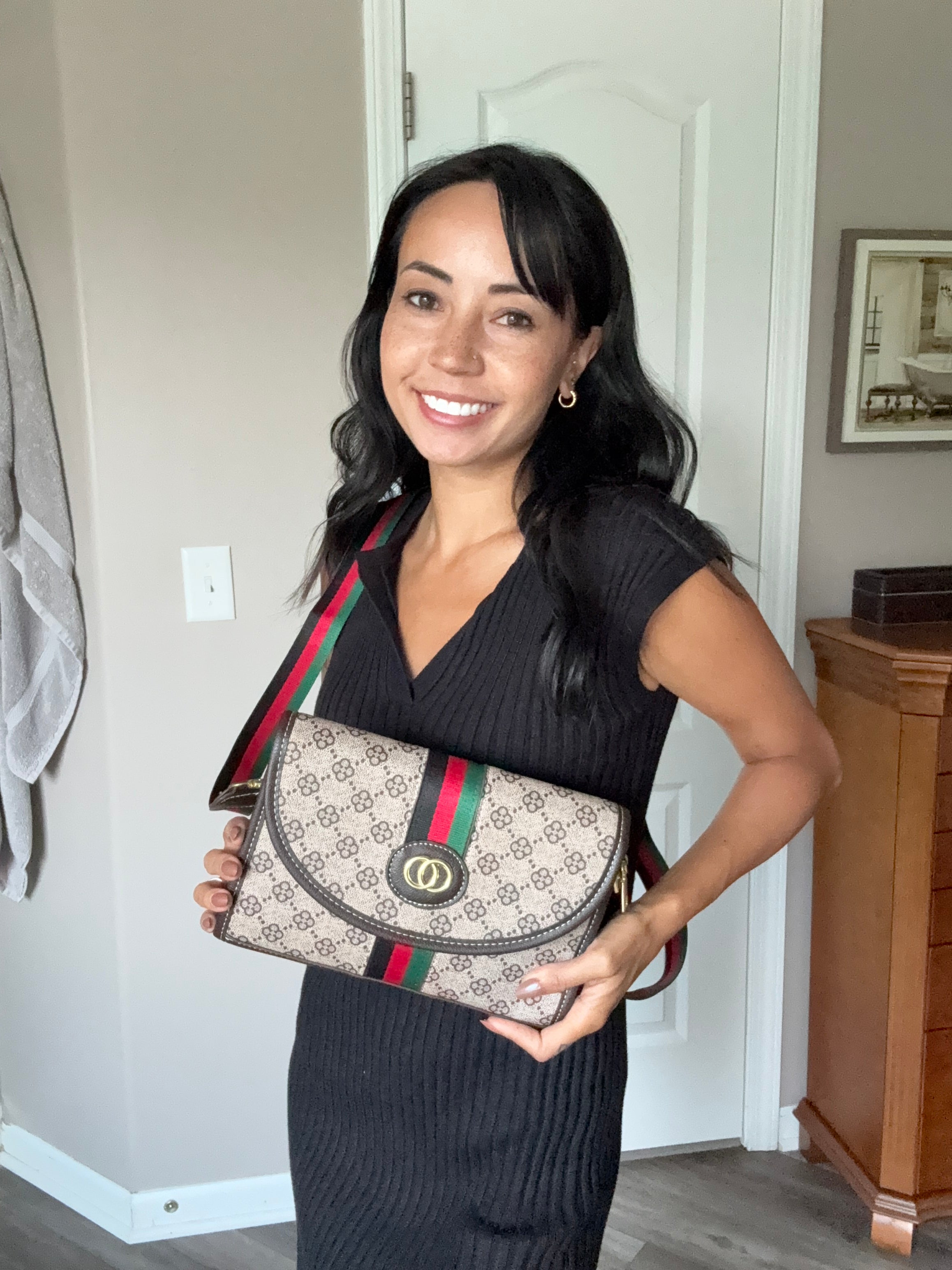 premium canvas shoulder bag